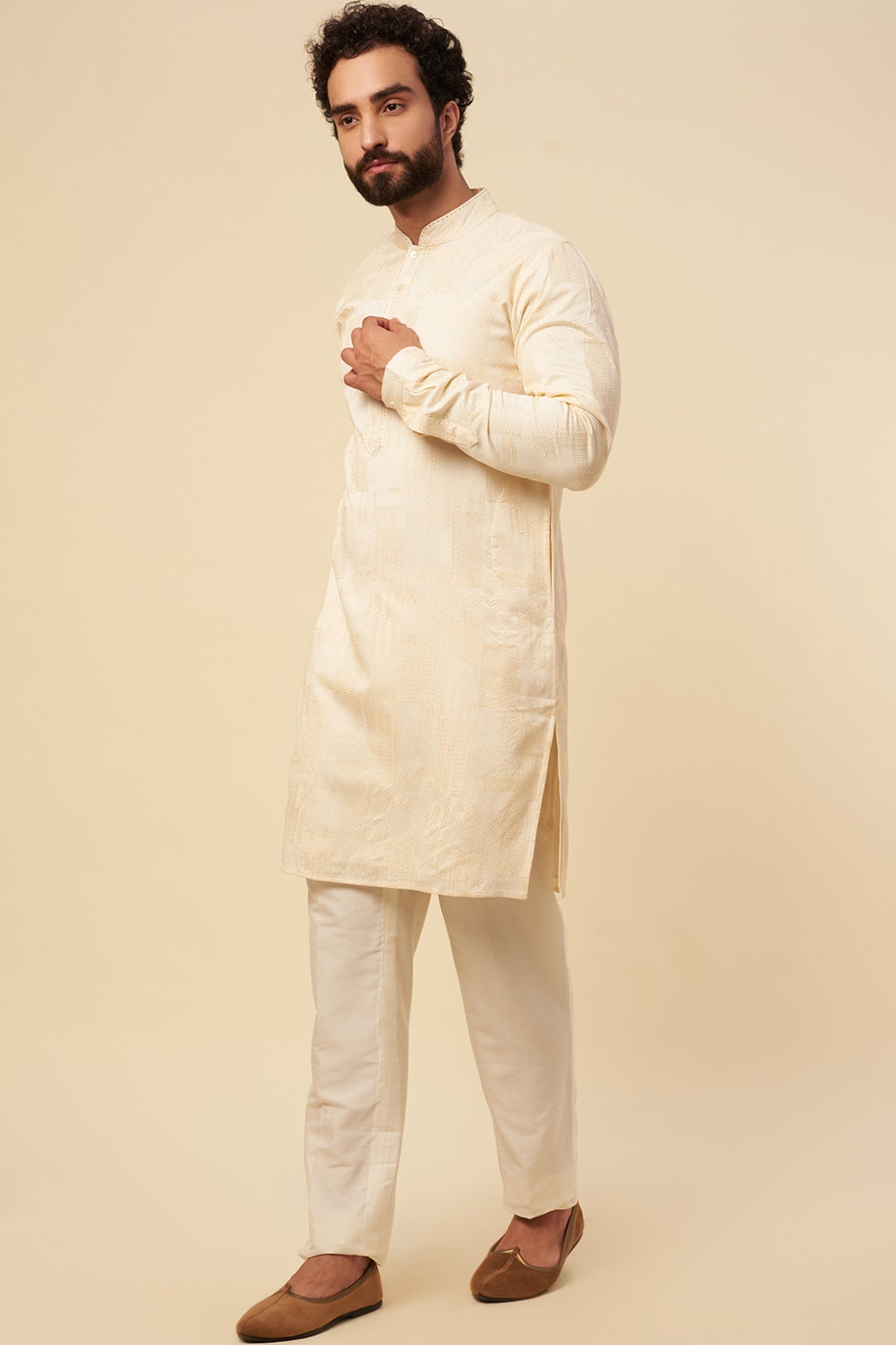 Embroidered Short Kurta narrow pant  Set