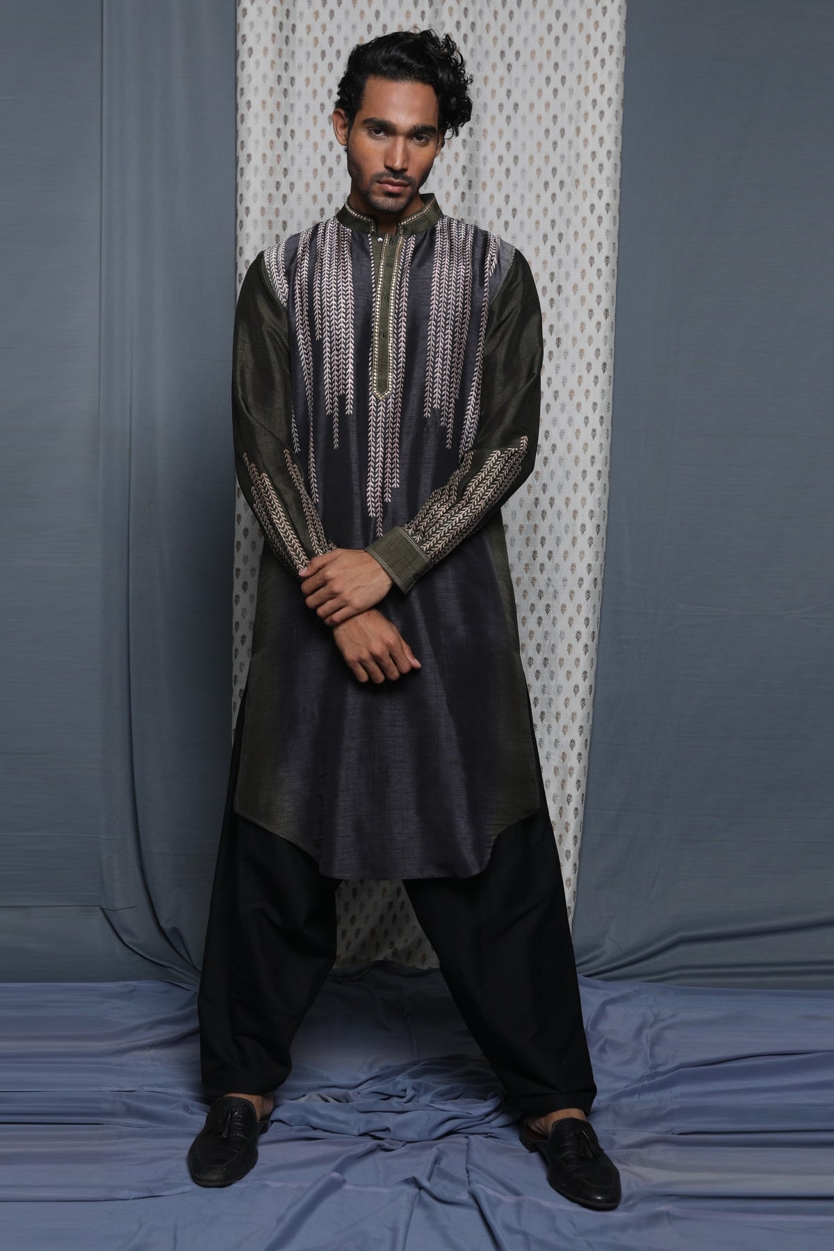 Grey Tussar Zardosi Hand Embroidered Kurta