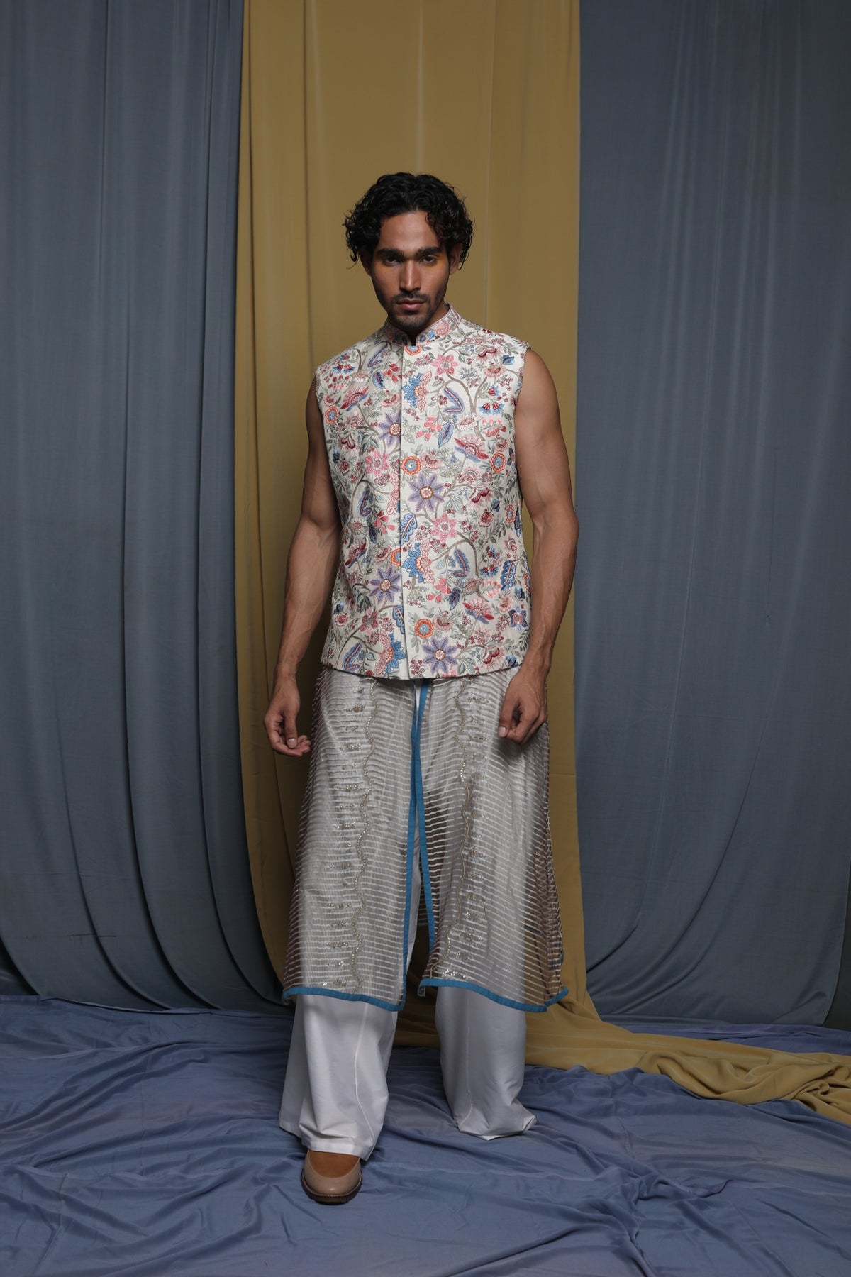 Grey Floral Embroidered bundi