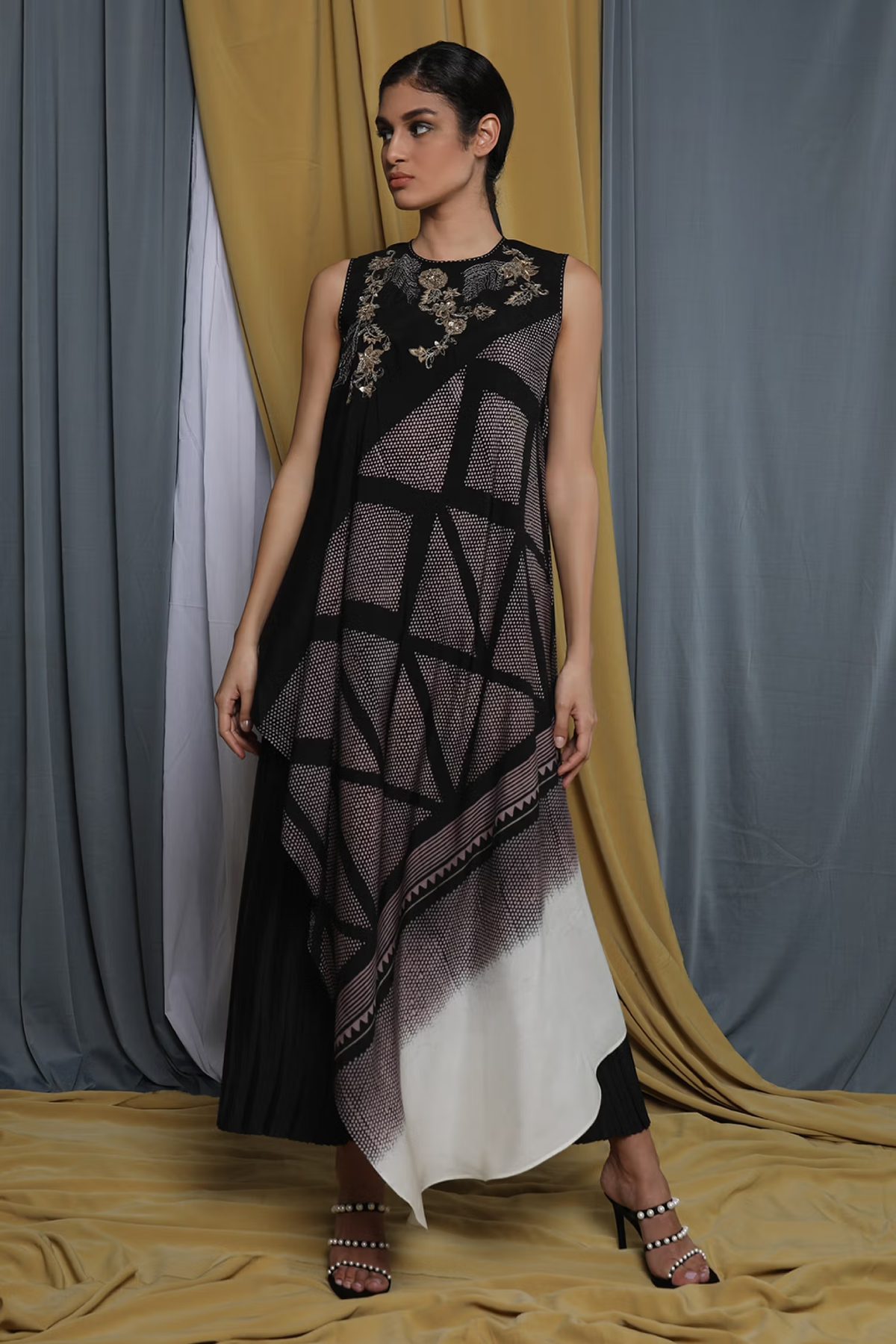 Black Modal Shaded Asymmetric Tunic