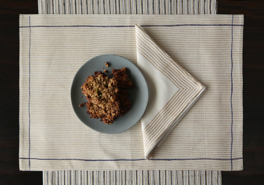 Angelu Gold Napkin And Lino Placemat (Set Of 4)
