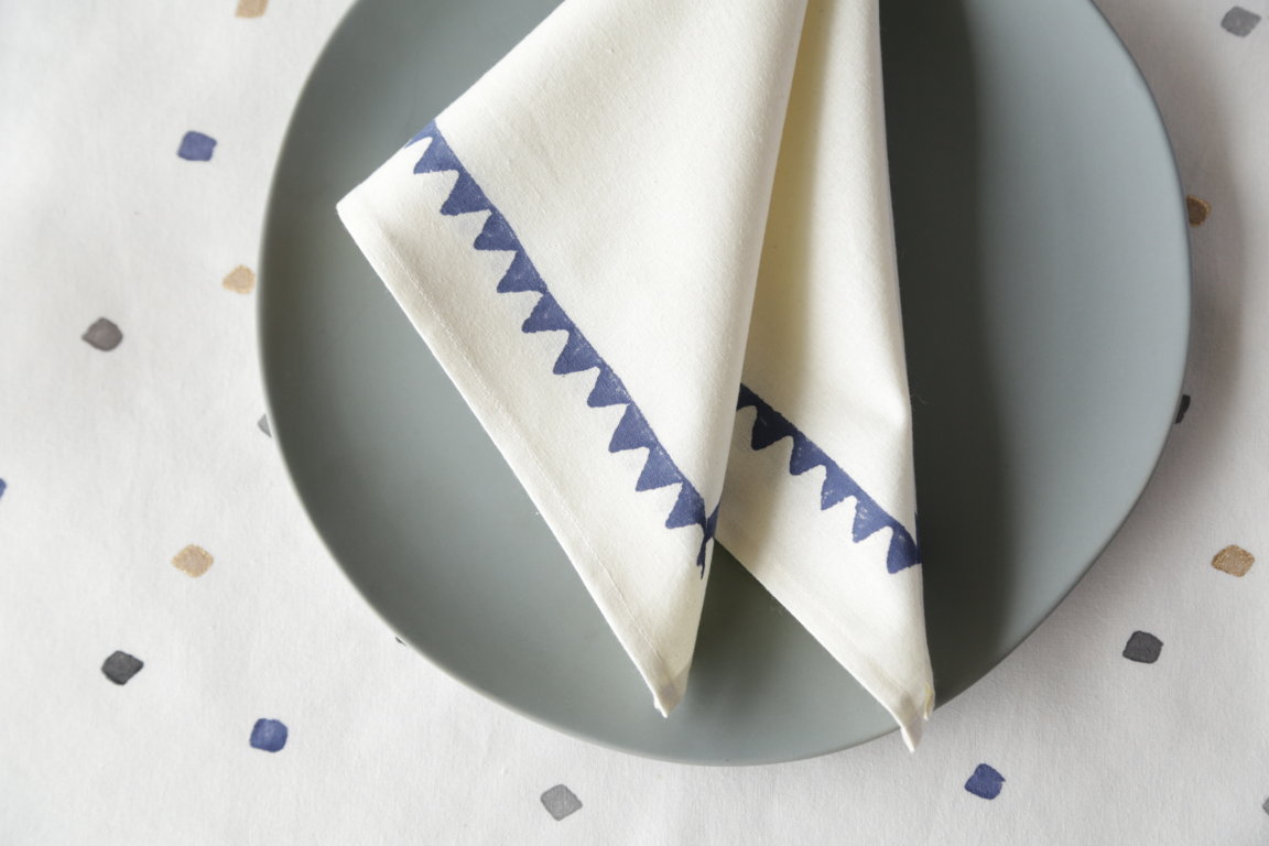 Berg Dinner Set (Set Of 4)