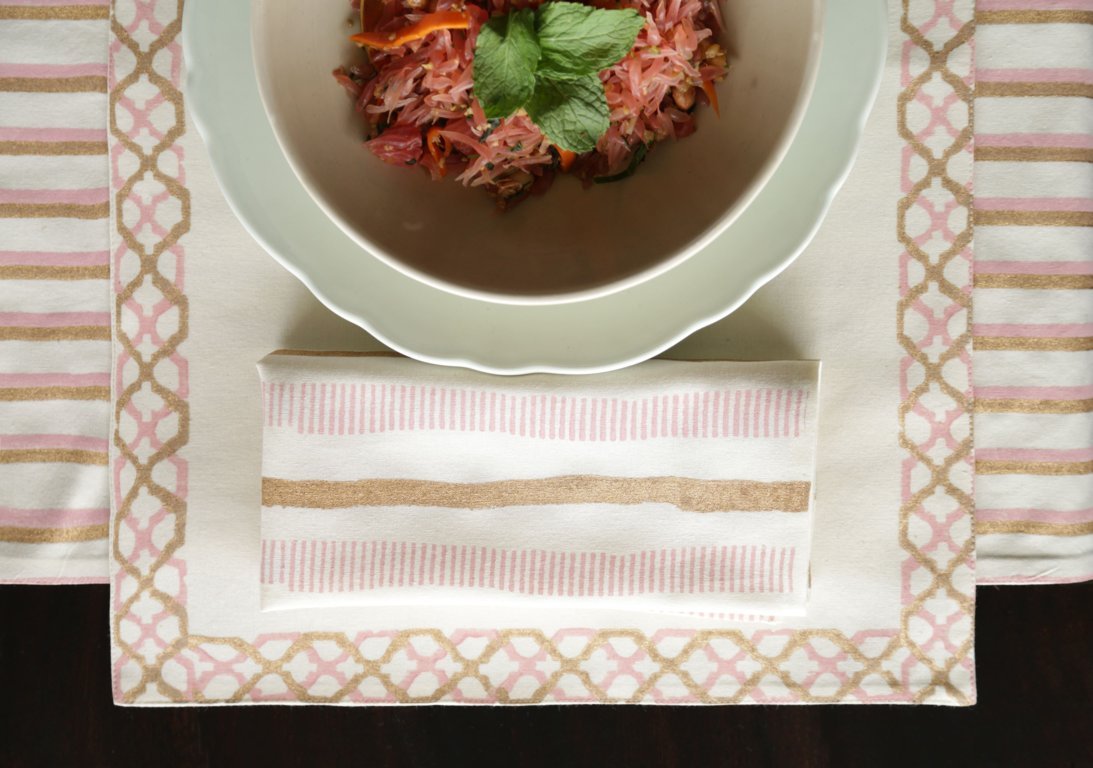 Glasur Placemat And Peony Napkin (Set Of 4)