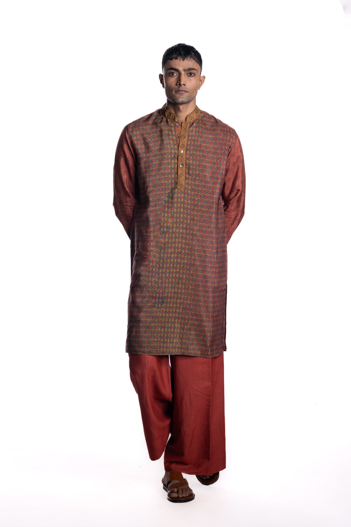 Maroon kurta with all-over engineered geometric block printed