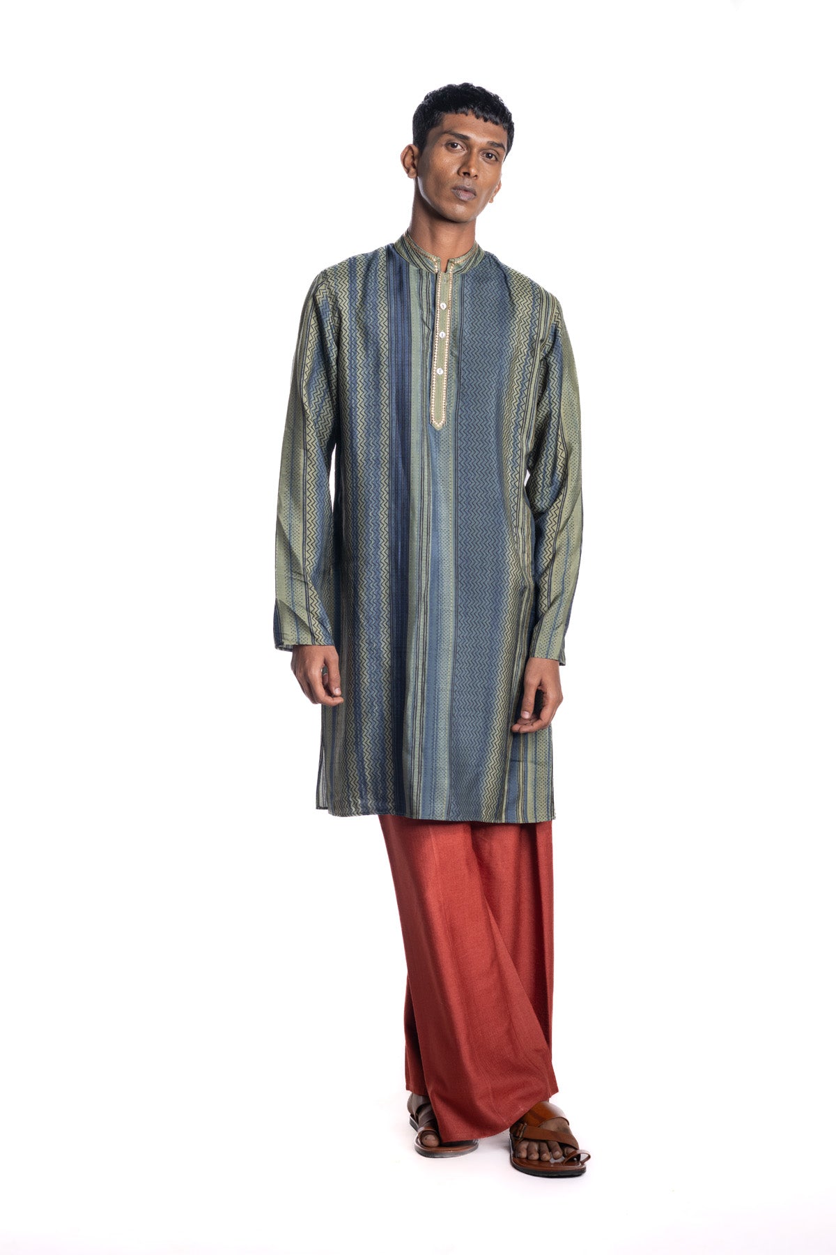 Olive-indigo Shibori textured kurta with engineered vertical block print
