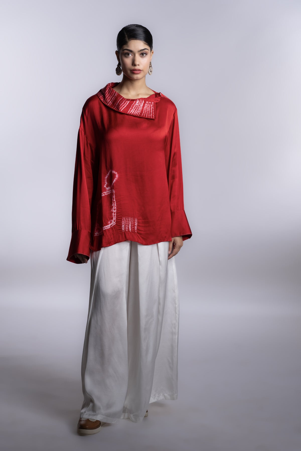 Red easy-fit top with a soft